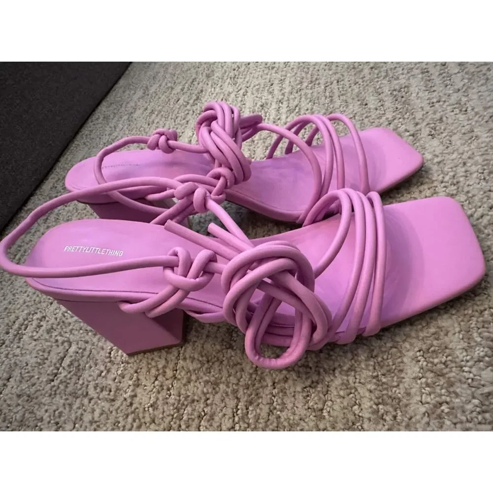NWT PrettyLittleThing Pink Square Toe Strappy Block Heels Size 6 Barbie Pink - Picture 2 of 5